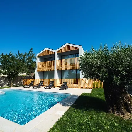 Casa Joao Eusebio 1 *